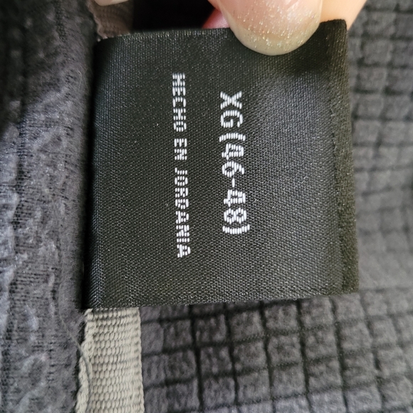 🍁ATHLETIC WORKS Full Zip Gray & Black Color Block Men's XL (46/48) - Picture 3 of 10